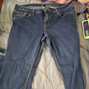 NY&C size 16 curvy skinny jeans. Not sure if they have been worn. Like new